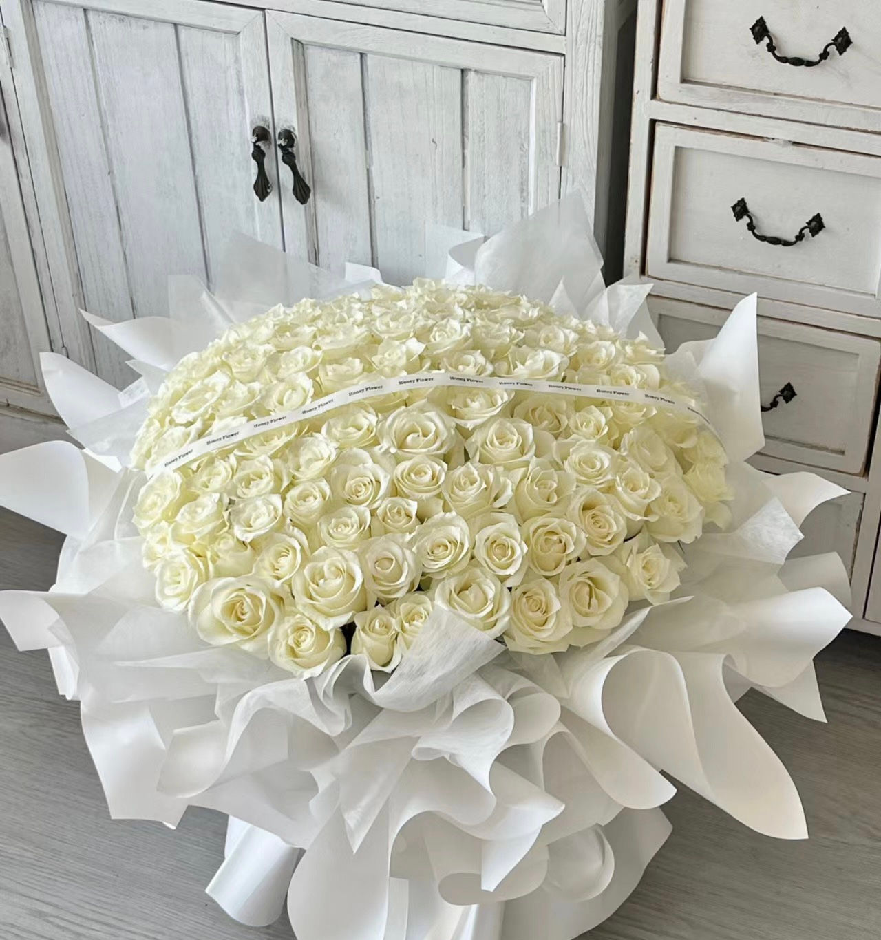 Classic White Rose Bouquet (Medium)