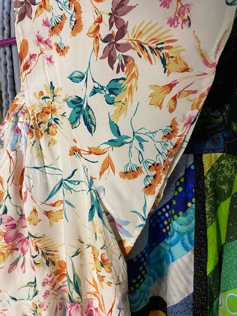 Thumbnail: marked sz22/24 Summery Blouse