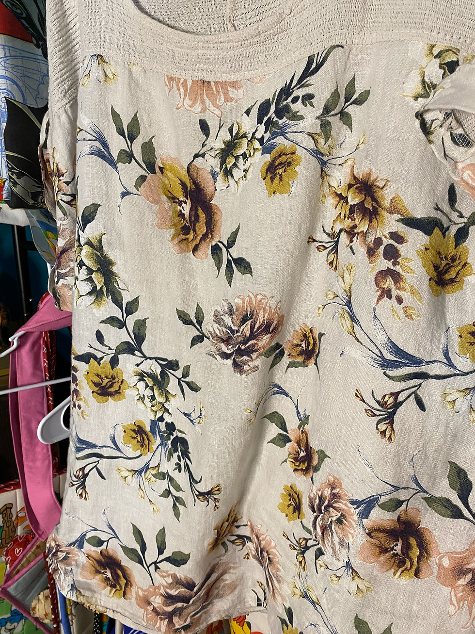 Thumbnail: 1x/2x Floral Linen Top