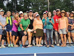 Great Minds Dink Alike at FHPC Round Robin Night