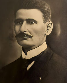 2-SALVIANO_edited.jpg