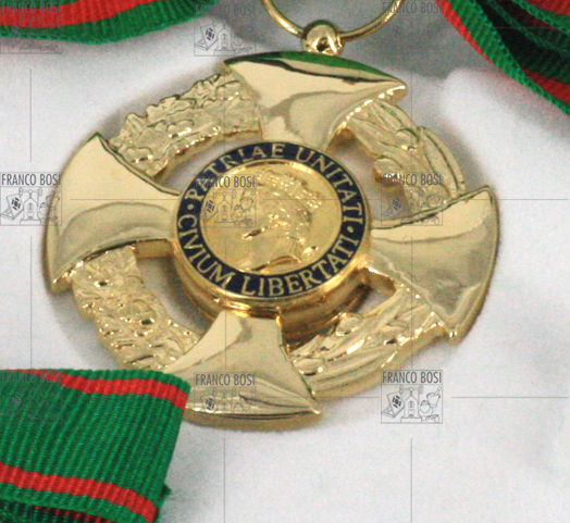 Onorificenza Ufficiale Maschile