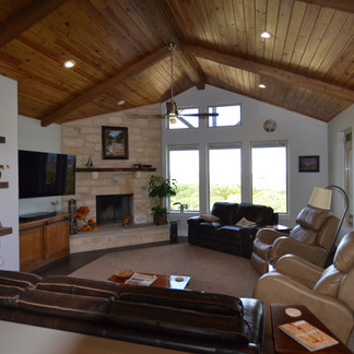 Living Area.jpeg