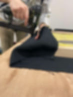 タッカーで布を固定
