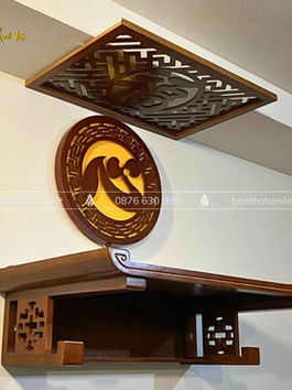 Bàn thờ treo tường gỗ sồi màu cánh gián mẫu hưng vượng