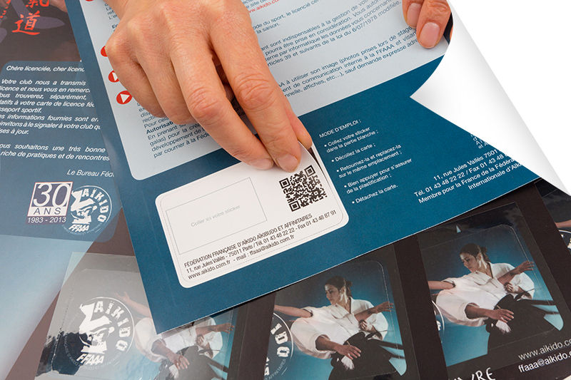 Courrier carte intégrée