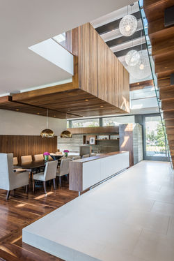 AMALFI DRIVE RESIDENCE