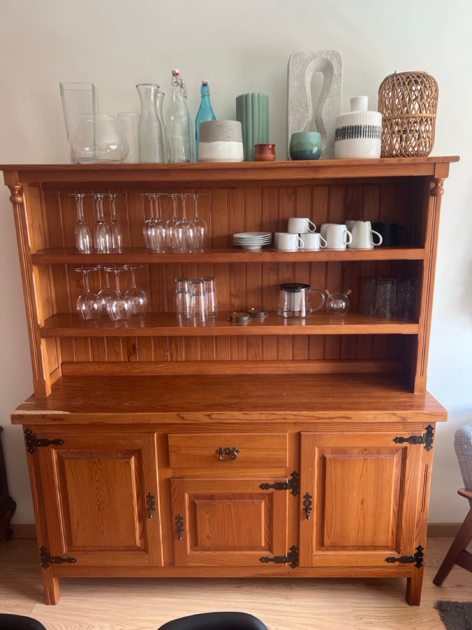 Thumbnail: Solid Pine Welsh Dresser / Kitchen Hutch with Display Top