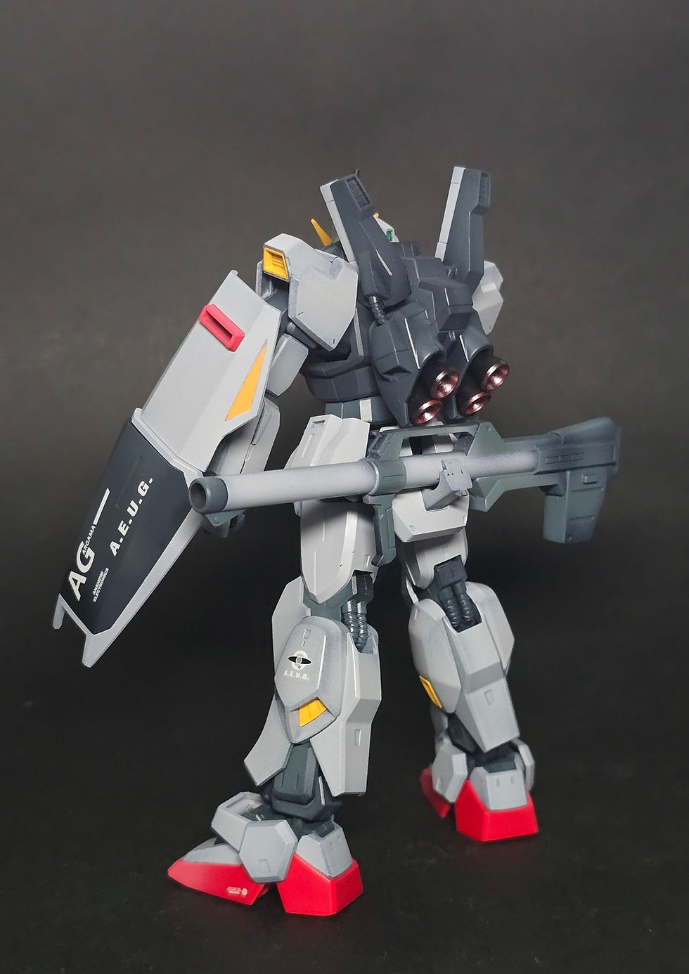 サムネイル： HGUC ガンダムmk-IIエウィーゴ