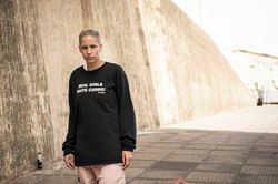 Real Girls Skate Curbs