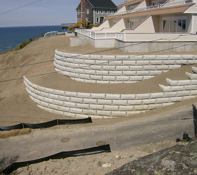 HULL OCEANFRONT WALL.jpg