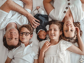 portrait photo de famille avec bébé