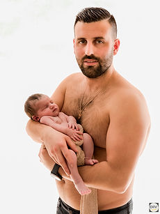 photo peau à peau bébé papa studio