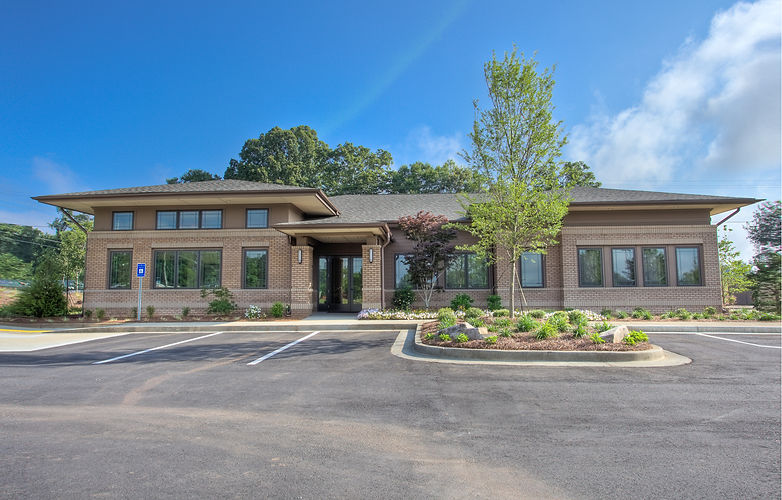 Dameron Dental - Exterior-Day-extended.jpg