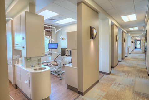 BGW Dental - Treatment Hall3.jpg
