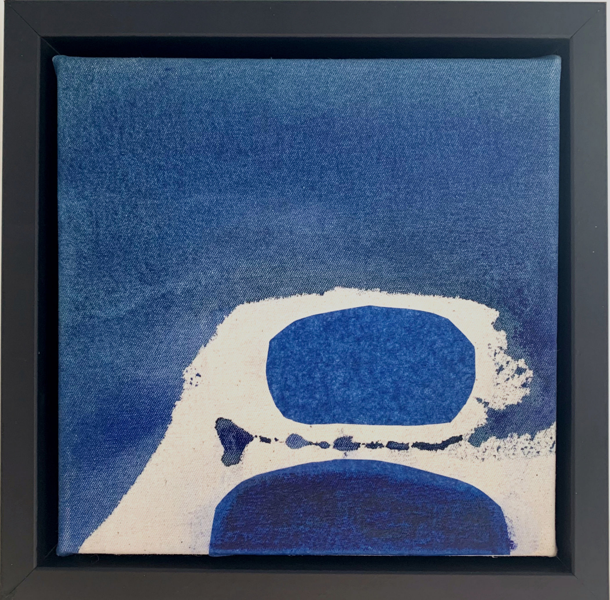 AZUOR 2- 20 x 20 x 4 cm, technique mixte sur toile brute, avec un cadre noir mat