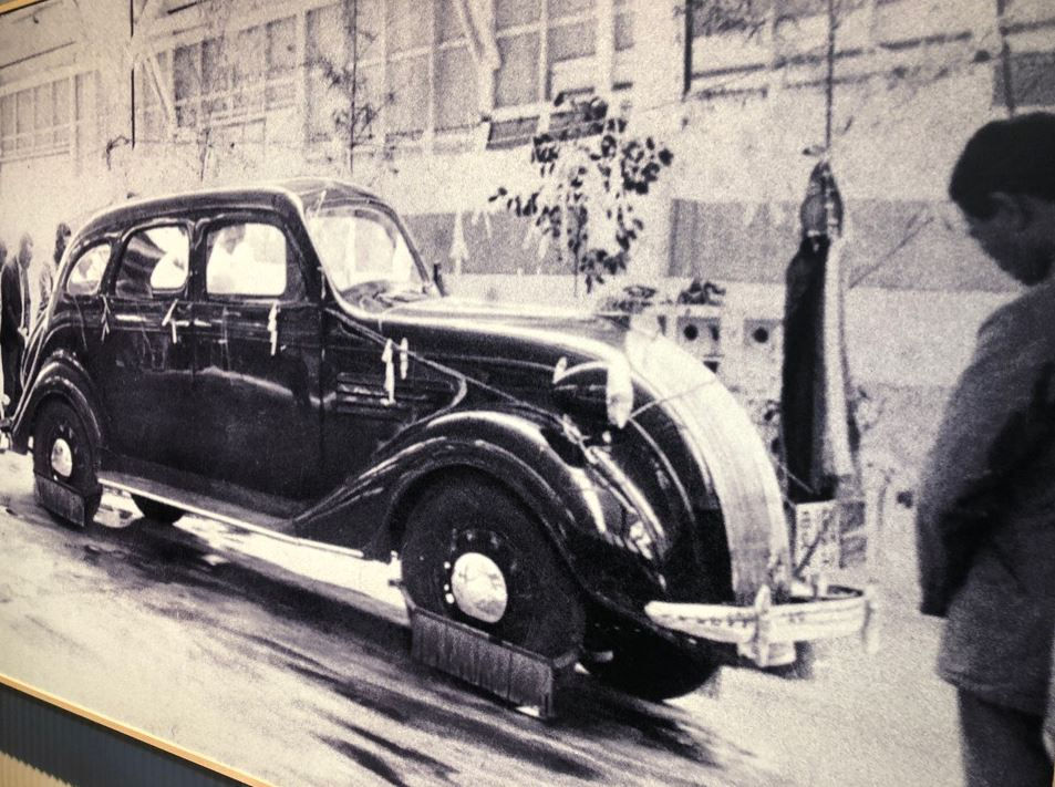 Цвет a1 toyota