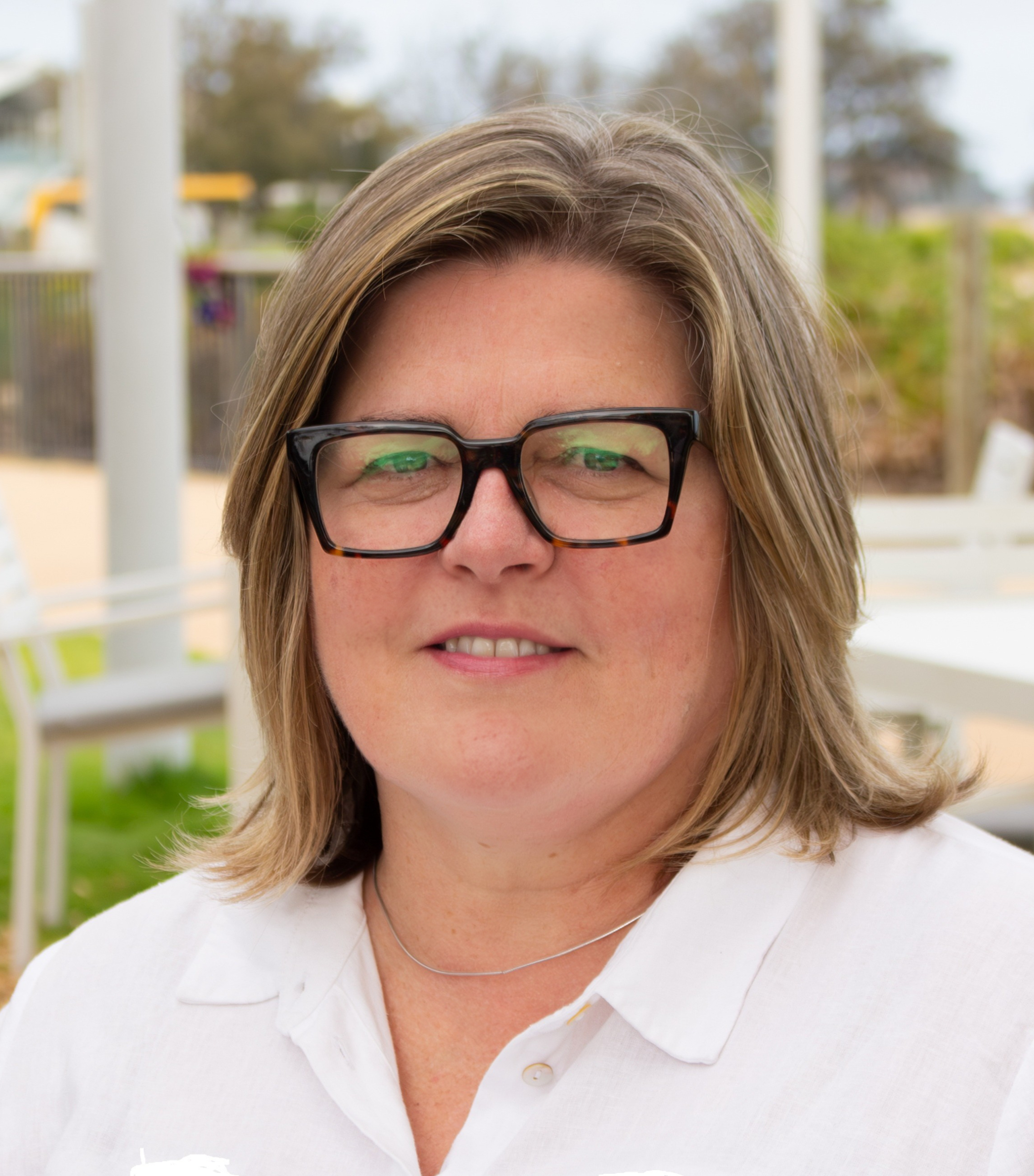 Writer: Joanna Reading