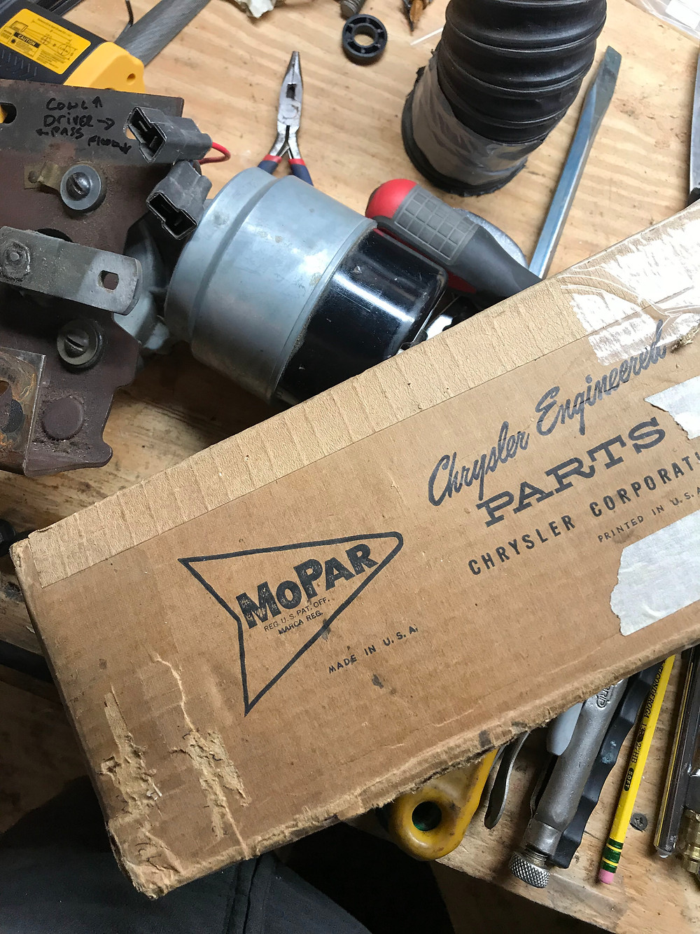 Mopar Chyrsler NOS Packaging