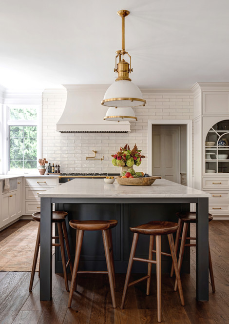 Issaquah | Cohesively Curated