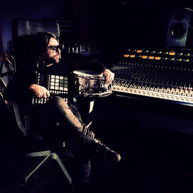 Donato Scotto di Monaco e Daniele Sepe in studio. Collaborazione per il progetto Capitan Capitone e i Fratelli della Costa come batterista e rhythm producer.