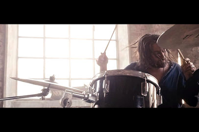 Donato Scotto di Monaco alla batteria video clip Milano 