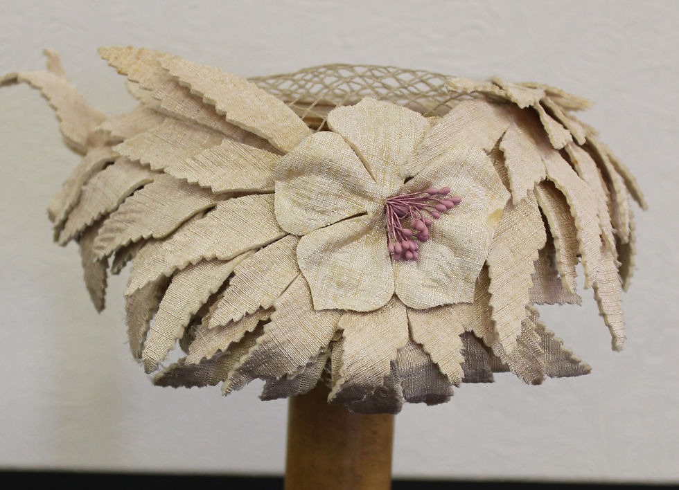 Beige Leaf & Flowers with pink centers and net crown