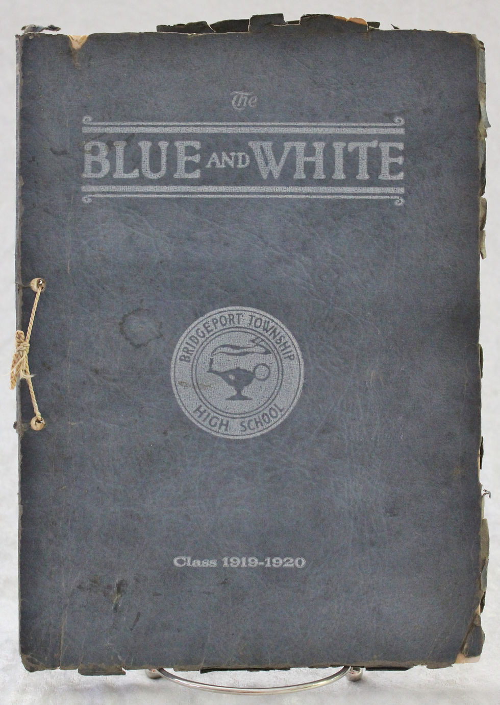 Thumbnail: Surplus Vintage Yearbooks