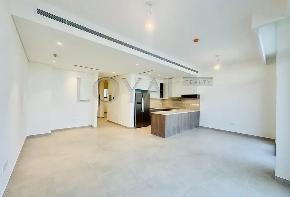 3BR Townhouse | Prime Location