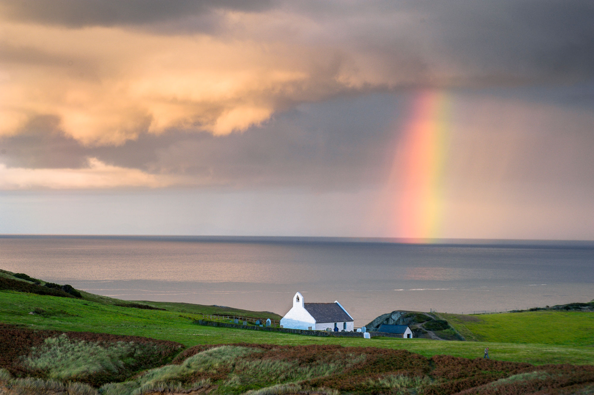 Rainbow, Mwnt.