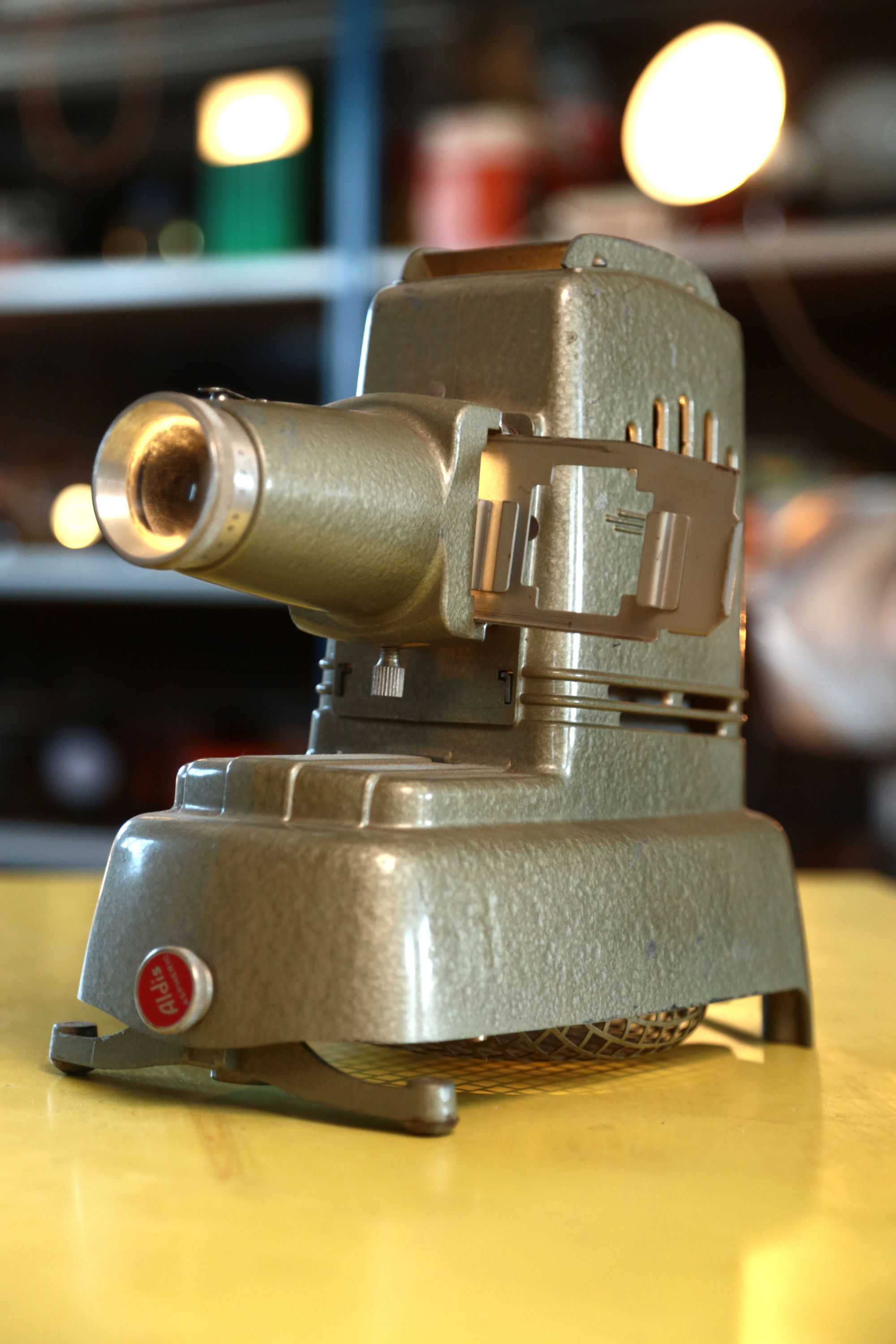 Projecteur diapo Aldis réequipé led 