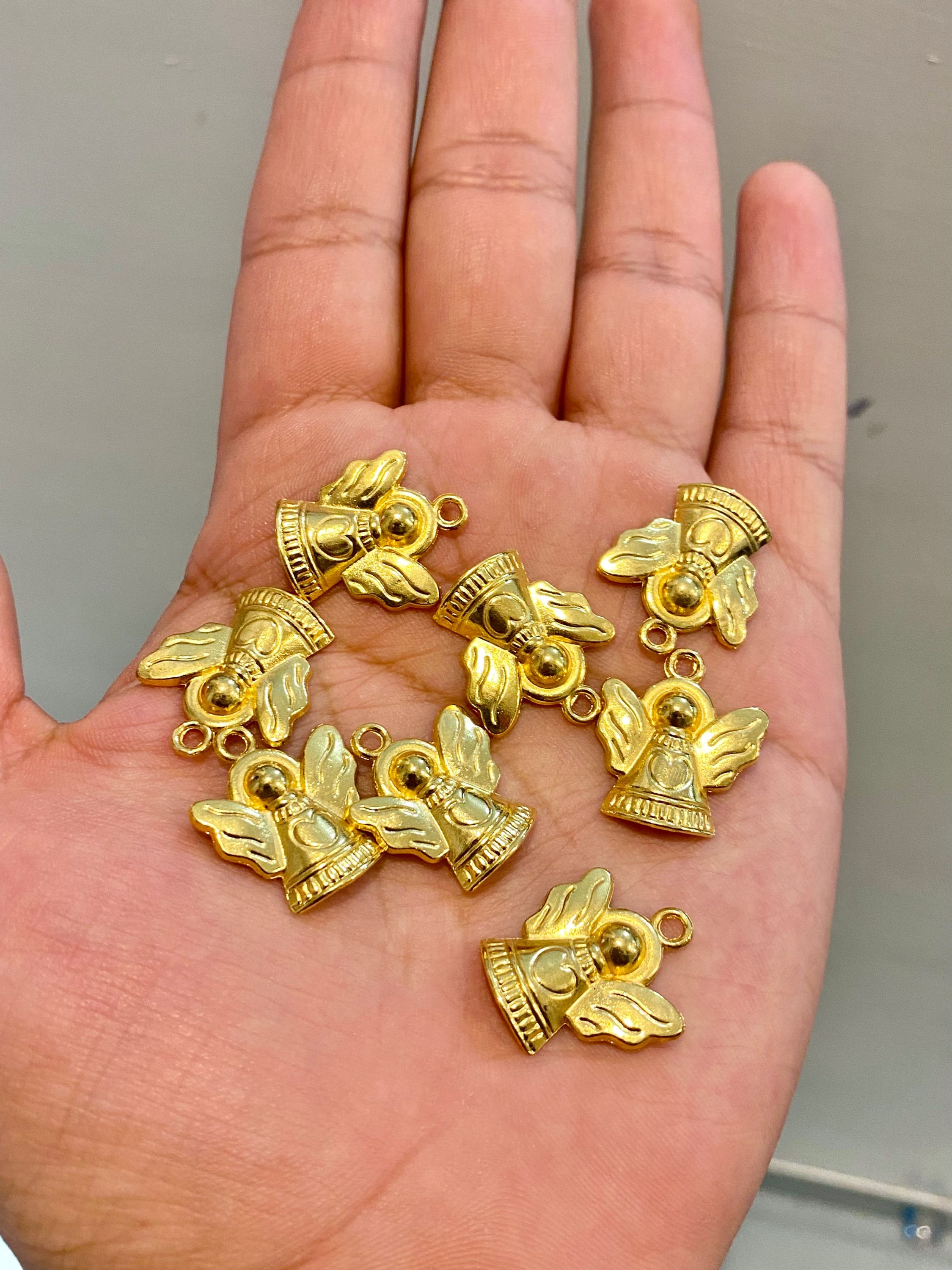 Ángel colgante de chapa de oro