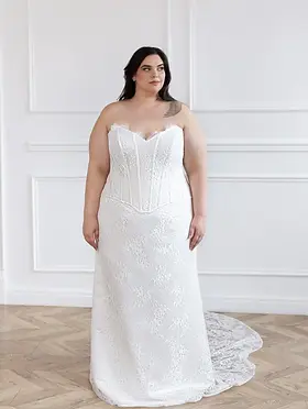 Plus Size Wedding Gowns | FashionduJour Bridal, Haddon Township, N.J Plus Size Wedding Gowns | FashionduJour Bridal, Haddon Township, N.J