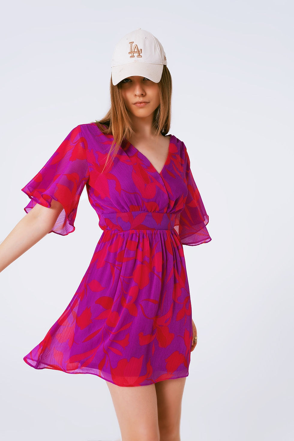 Thumbnail: Short Sleeve V-Neck Chiffon Mini Dress in Floral Print