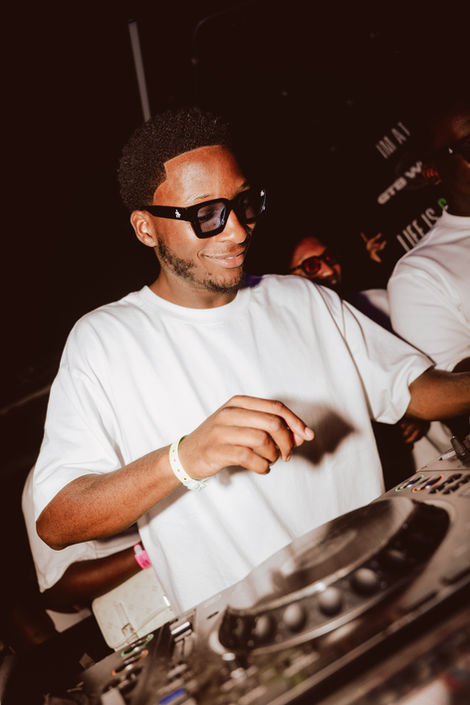 F234D4D6-DA55-4338-83D9-E41152DBCB33