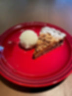 手作りアーモンドタルトのデザート