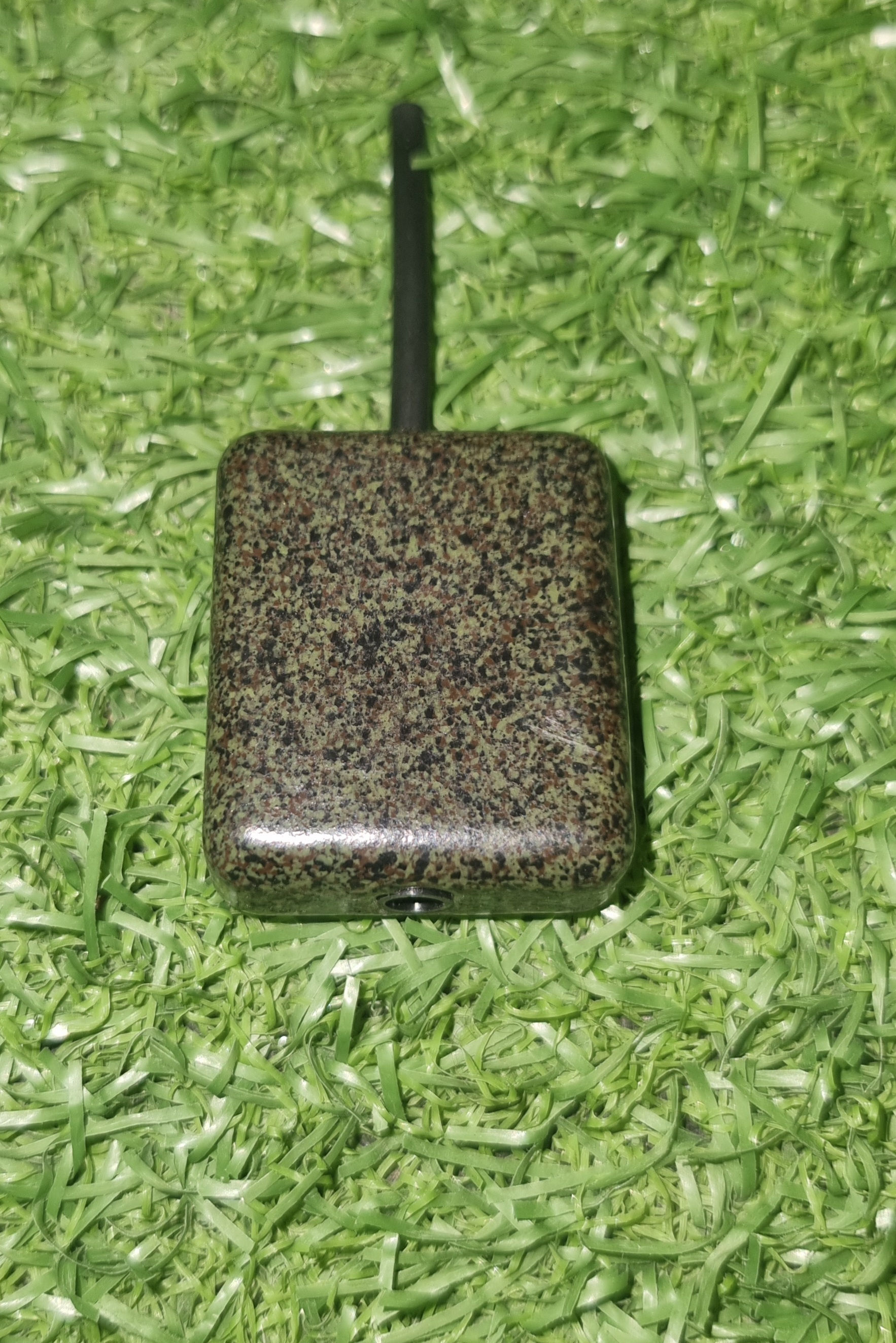 In-line Flat square lead