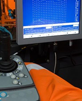 underground-equipment-support-man--15622