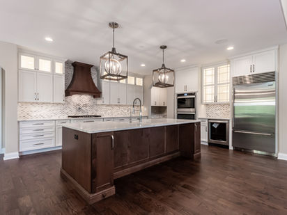 Touring 2 Traditional Custom Kitchen Designs