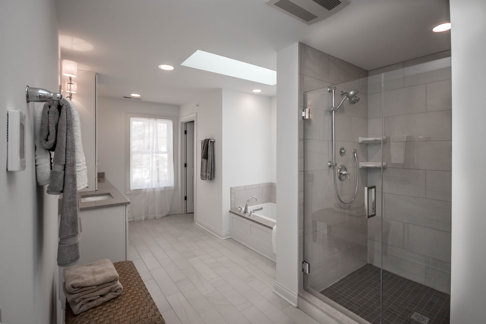WEB - USShelter-605 moffet-lake-bluff-32