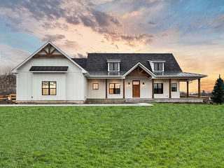 Touring a Spectacular Modern Farmhouse Custom Ranch Home