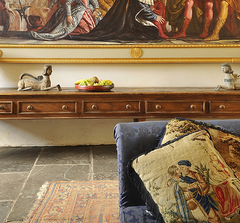 Furniture & Artwork