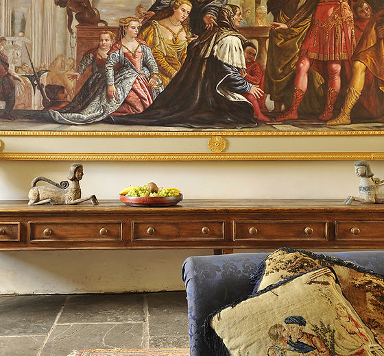Furniture & Artwork