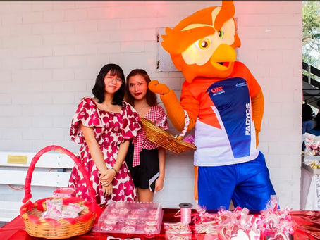 La FADYCS apoyó a los jóvenes emprendedores este pasado San Valentín.