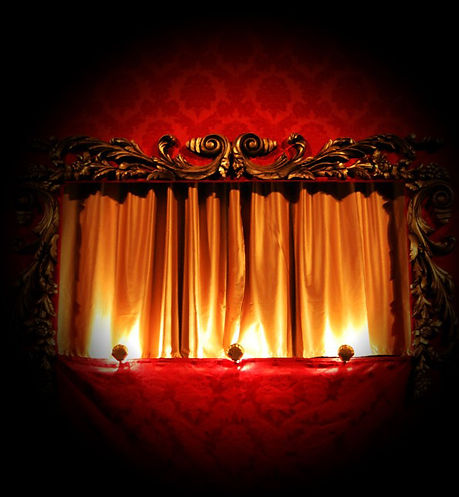 Palco com cortina vermelha fechada