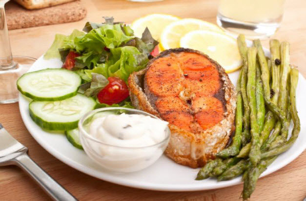 Researchers Question Long-Term Benefits of Popular Diets