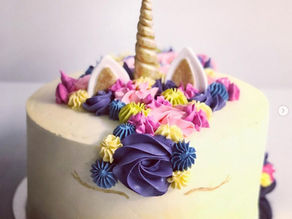Baking a Stunning Unicorn Cake