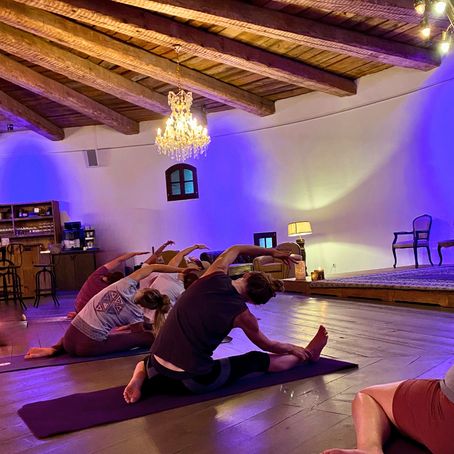 Yogaeinheit im Kaiserturm der Festung Kufstein