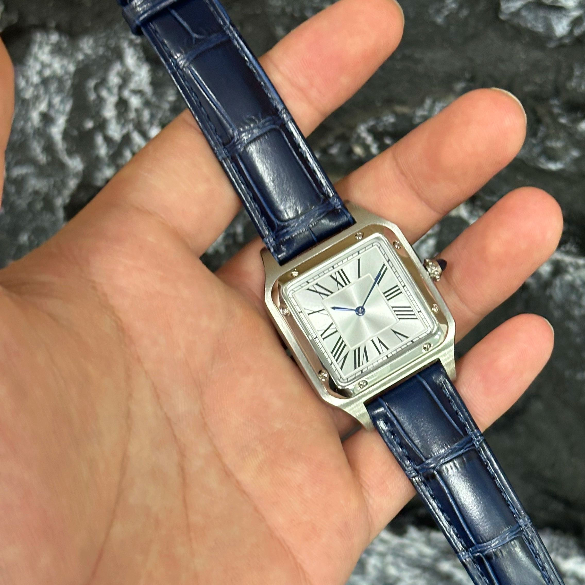 2025 new Luxury High Quality Lovers Quartz Watch Mens Women Fashion Square Leath