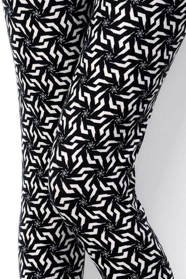 Thumbnail: Lean Black & White Kaleidoscope